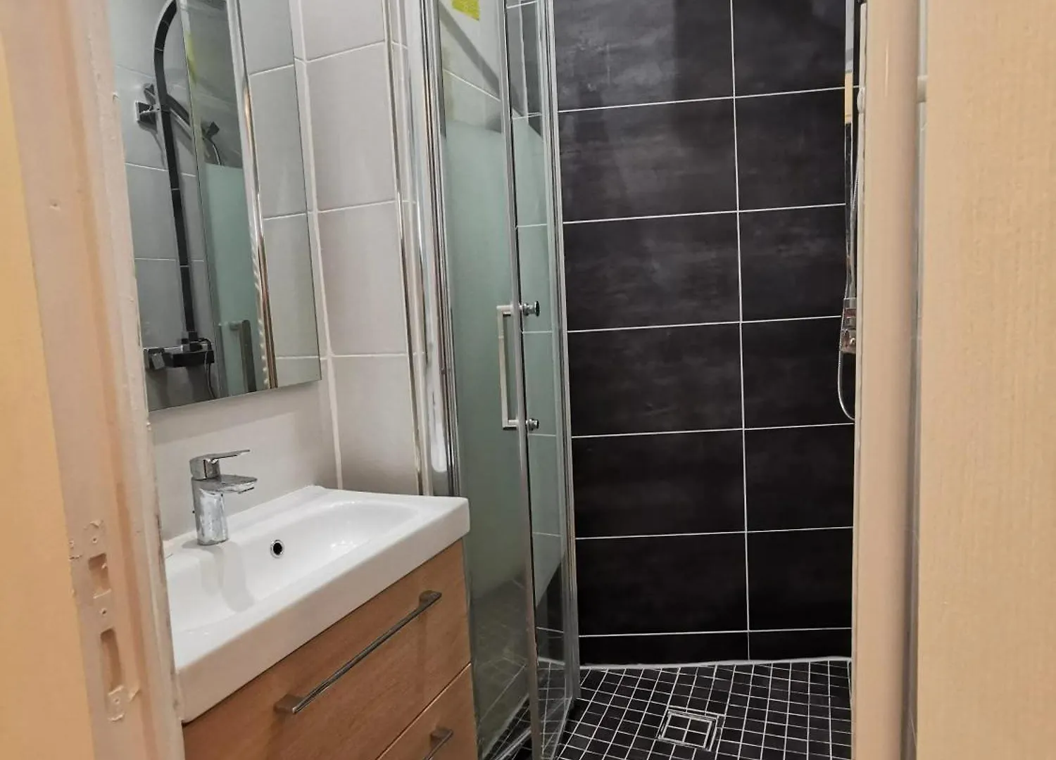 Appartement Charmant A Avignon 40 M² Proche Du Centre Historique France